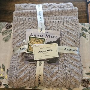 Aran Mor Beautiful 100% Merino Wool Throw Blanket 40"x60" Made In Ireland